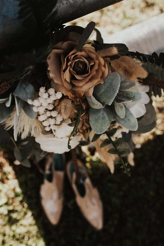 Detail photography of wedding bouquet in Okeechobee barn