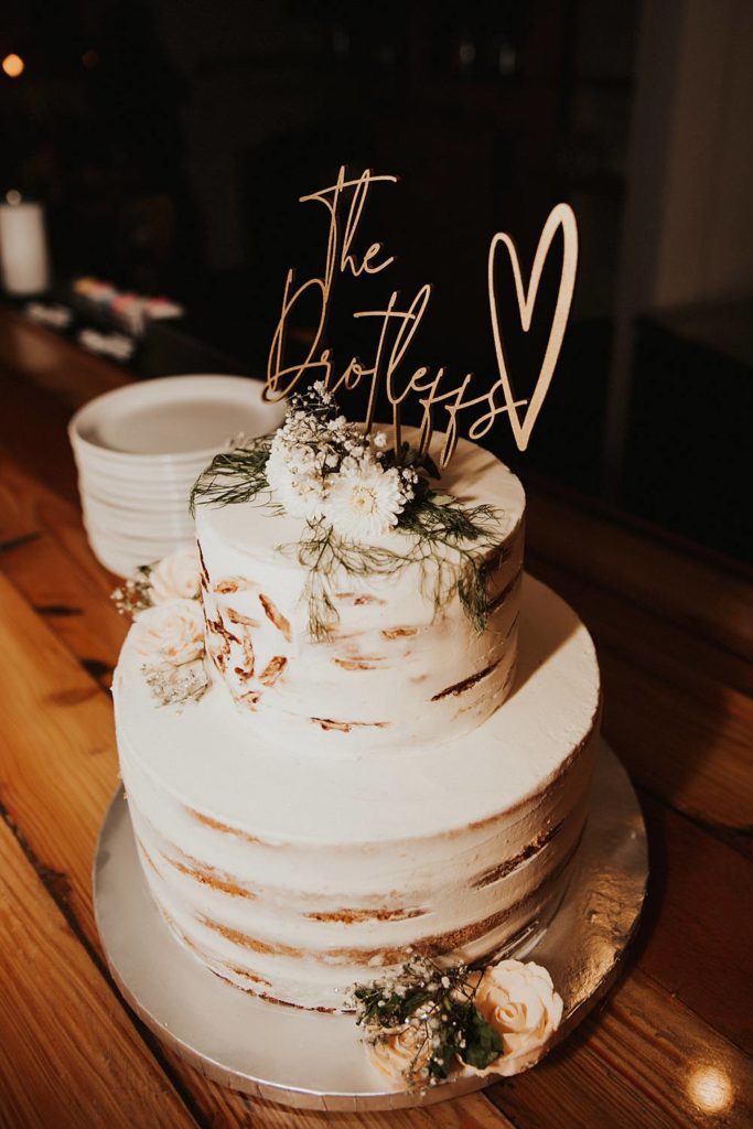 Rustic tiered wedding cake